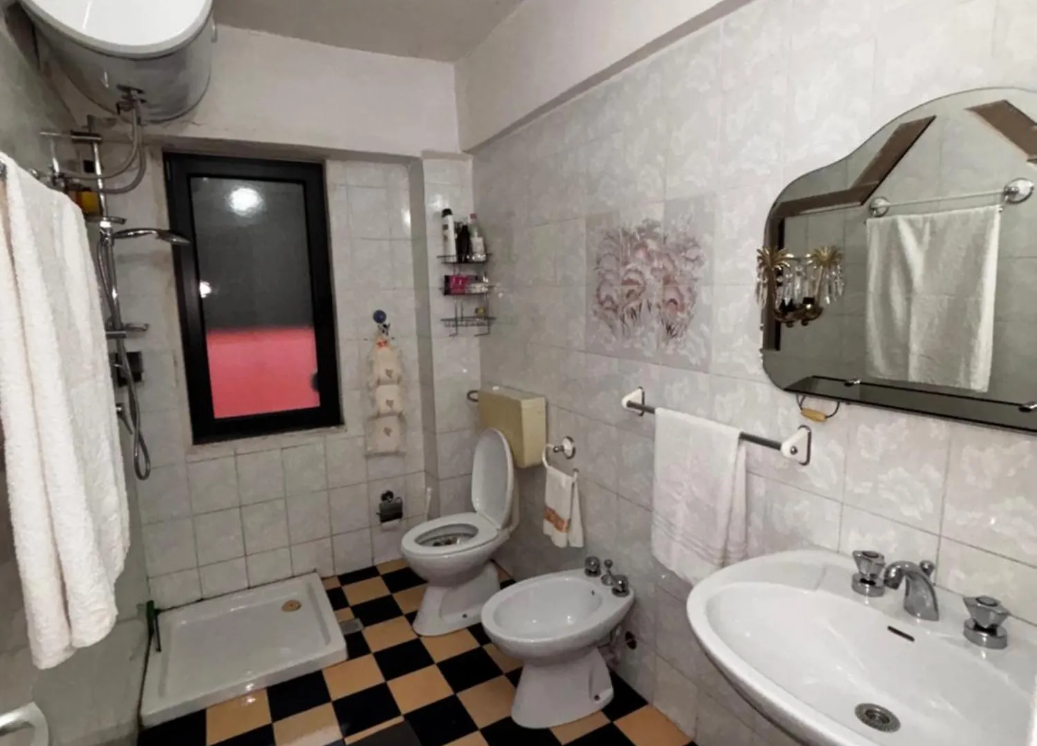Apartament Ne Qender Te Durresit